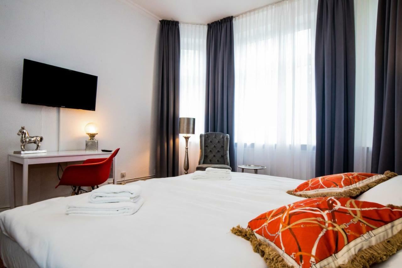 Kleines Hotel Heimfeld ฮัมบูร์ก ภายนอก รูปภาพ